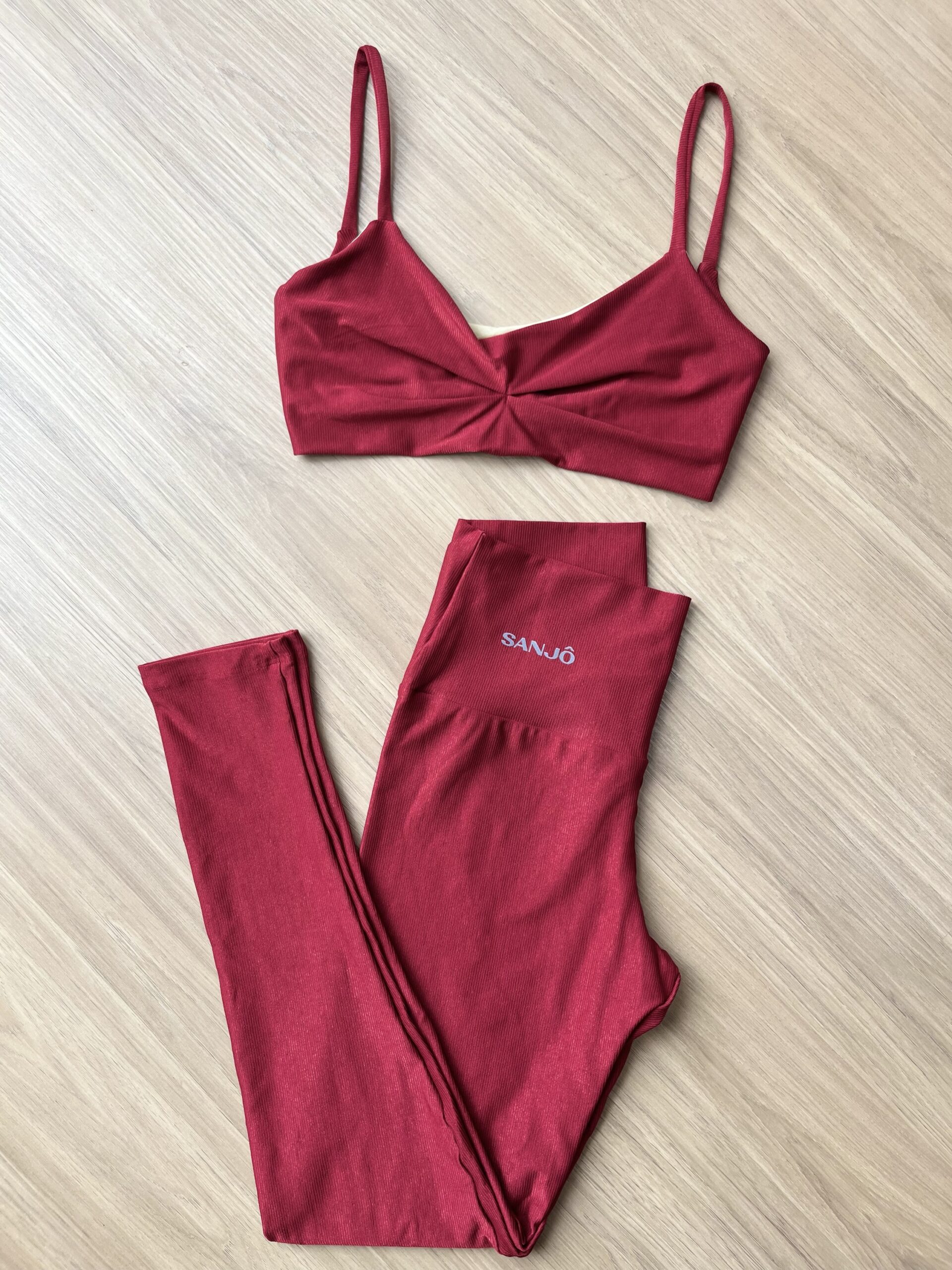 Conjunto de Legging Olívia Red Cherry Tamanho Único Compressão