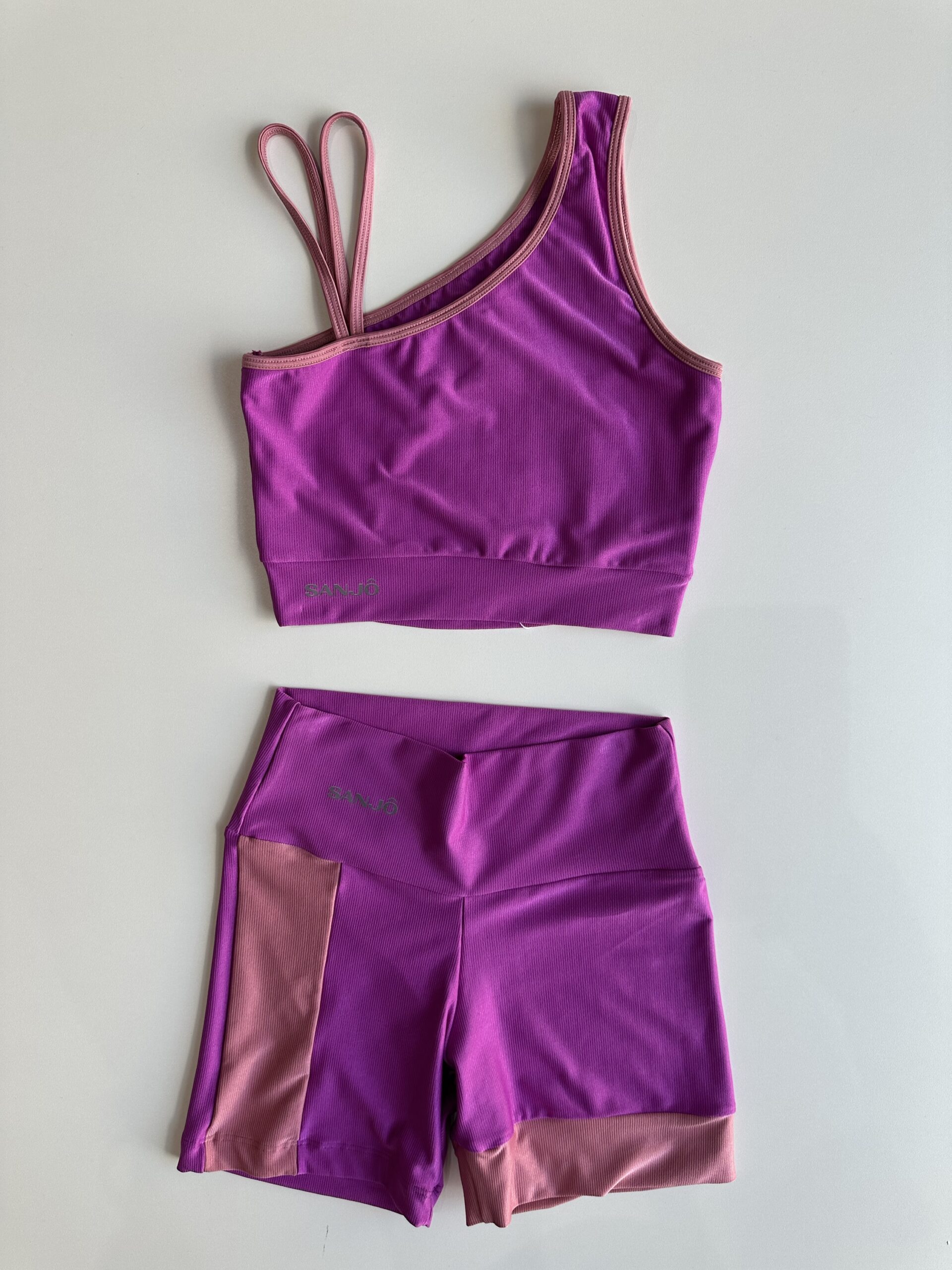 Conjunto de Short Fúcsia com Rose Tamanho Único Compressão