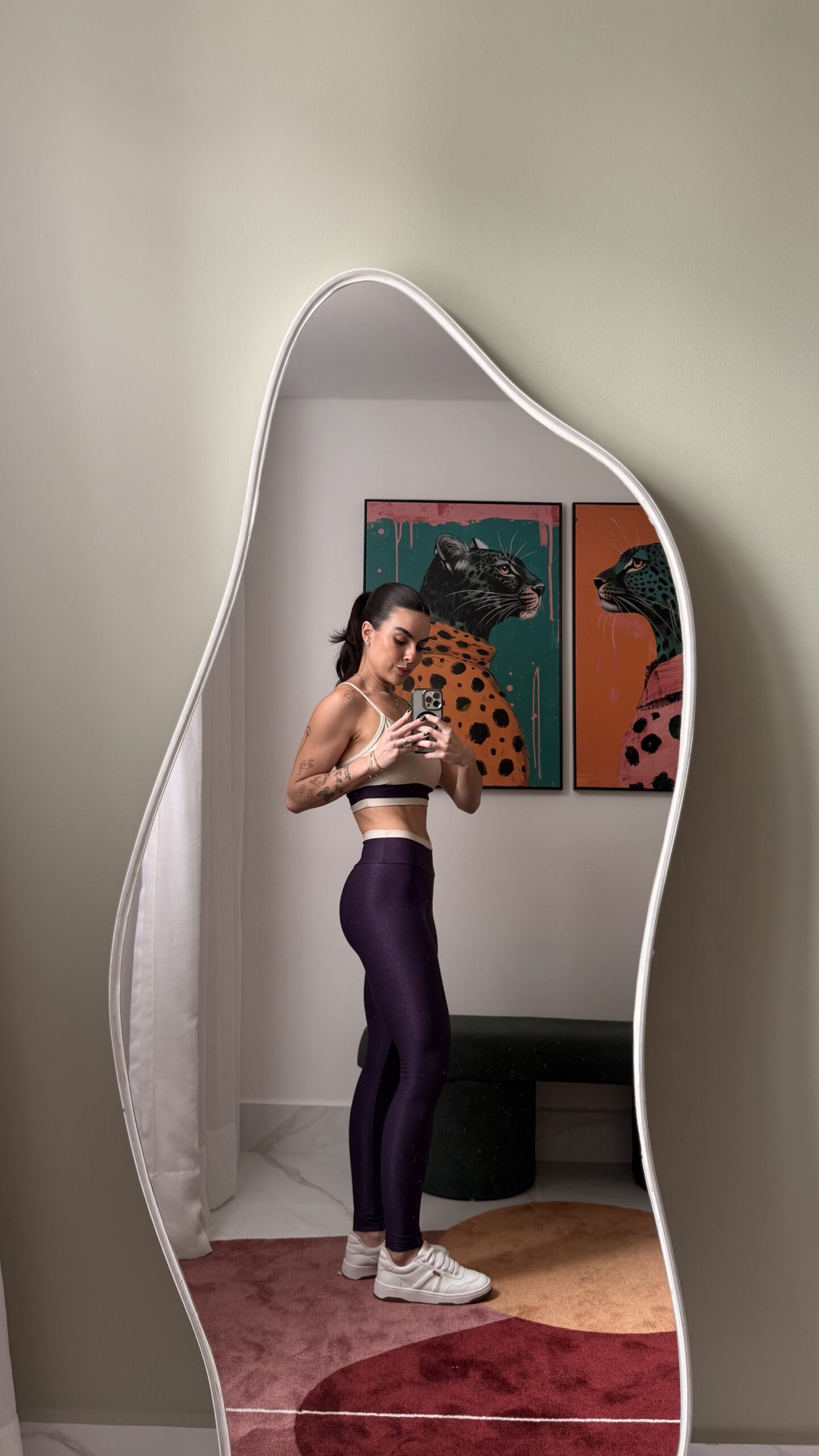 Conjunto Yasmin Bicolor Off e Açaí Tam Único Compressão - Imagem 3