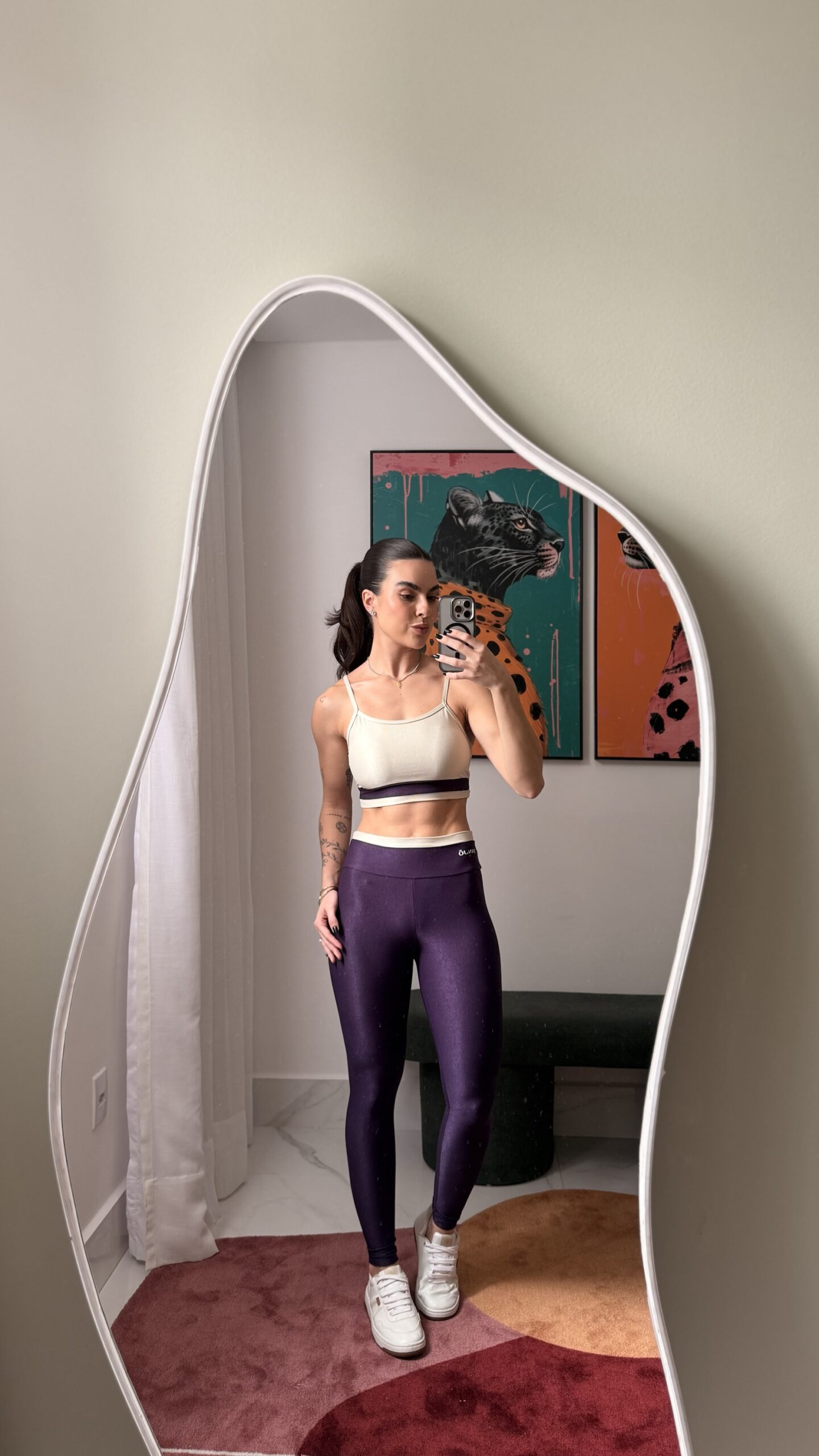 Conjunto Yasmin Bicolor Off e Açaí Tam Único Compressão