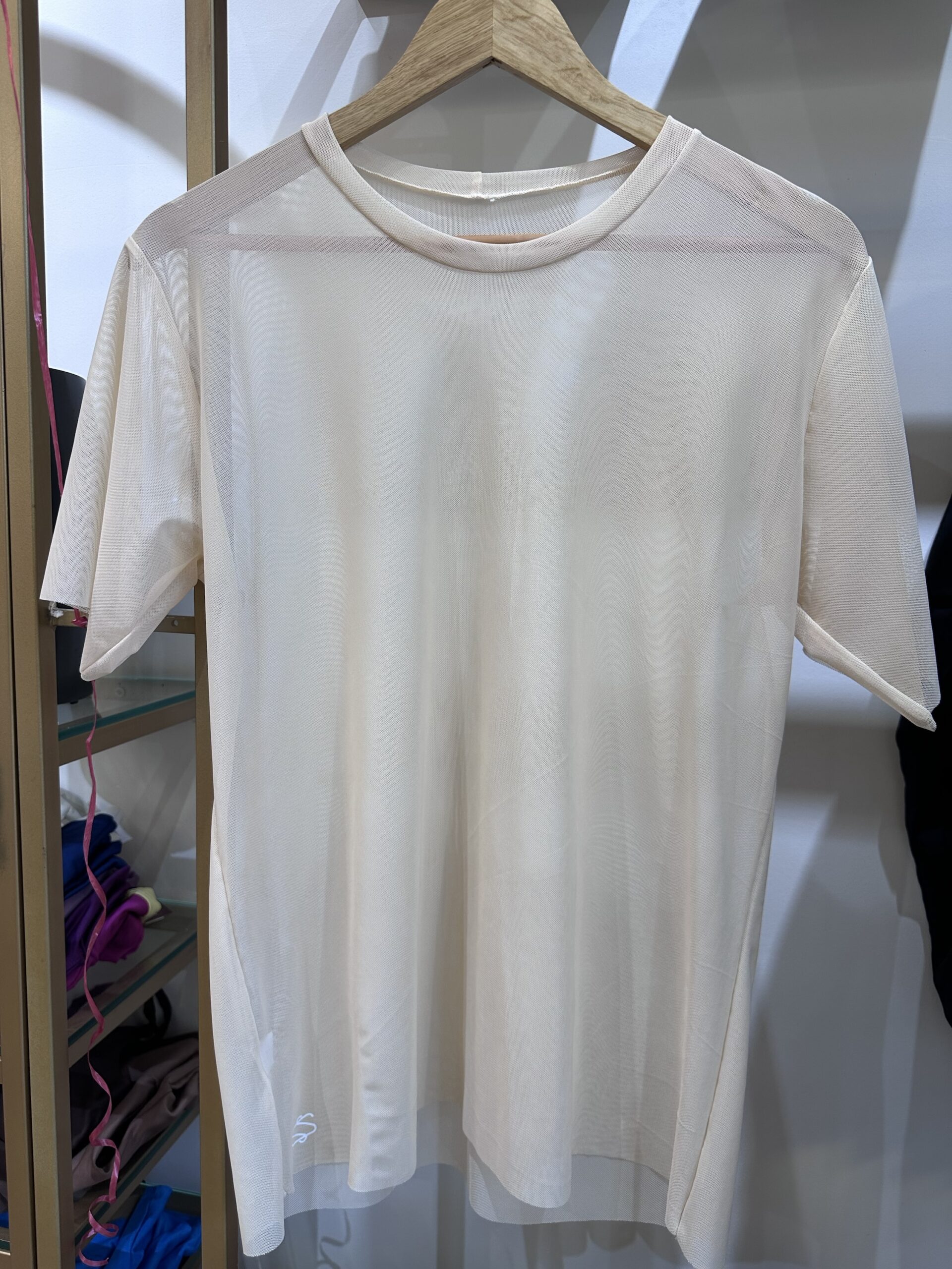 Blusa Tule Baunilha Tam Único - Imagem 2