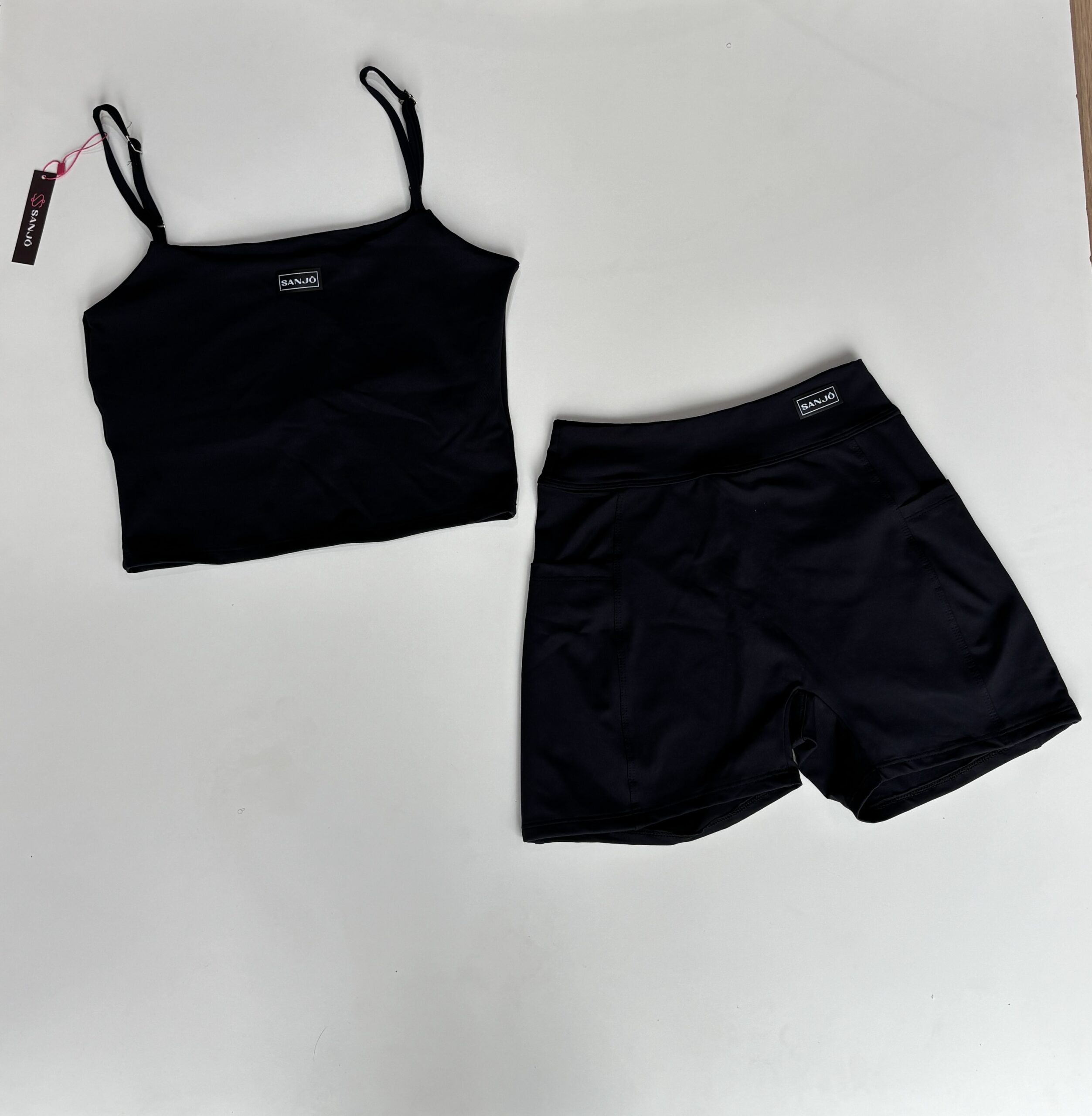Conjunto de Short com Regata Preto - Imagem 2
