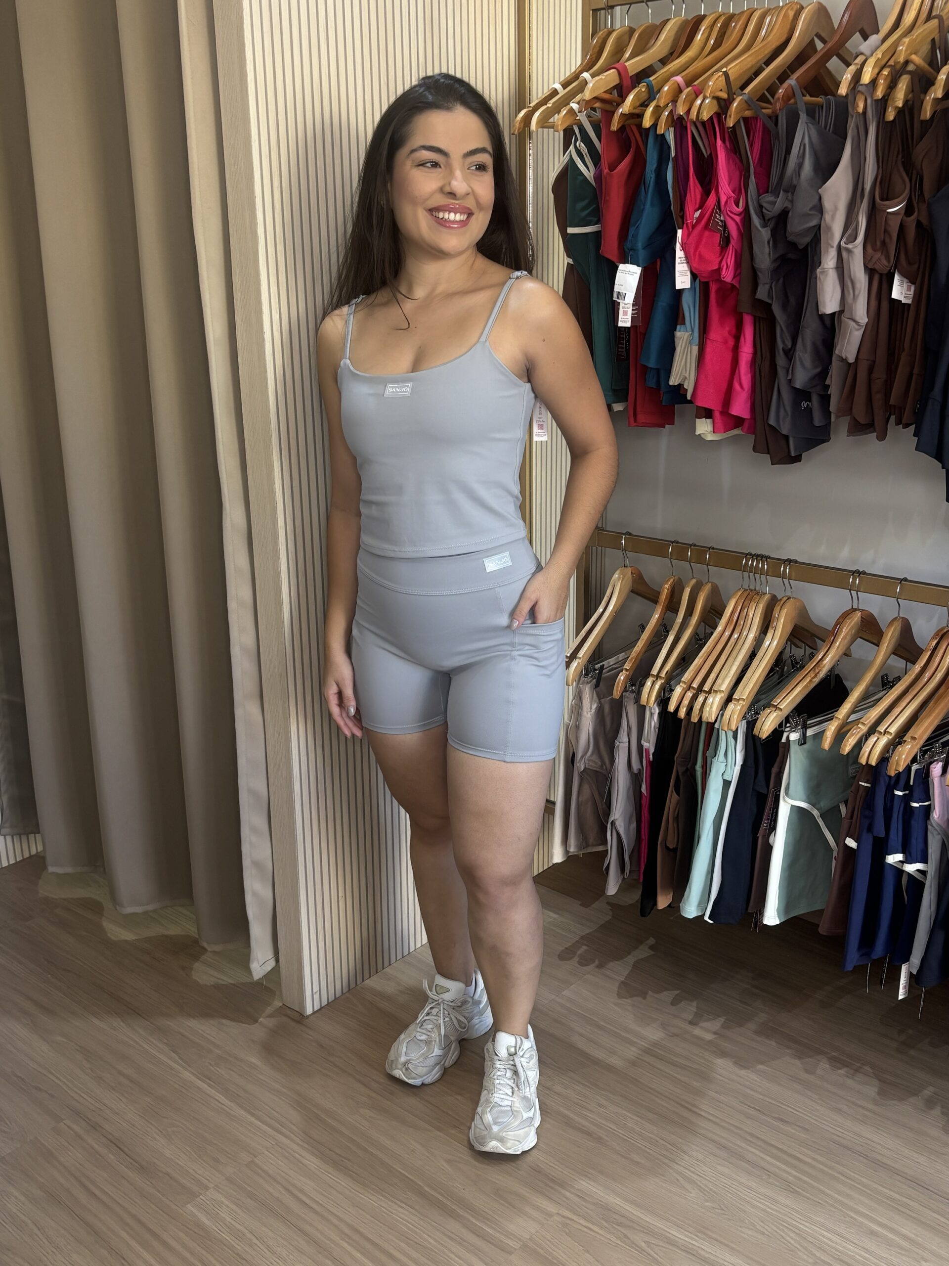 Conjunto de Short com Regata Cinza - Imagem 3