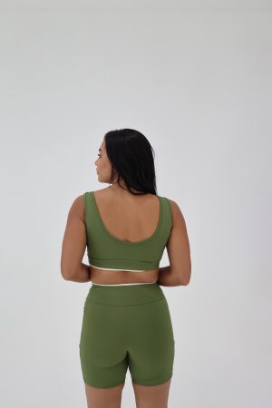 Bermuda Run Verde Militar com Creme